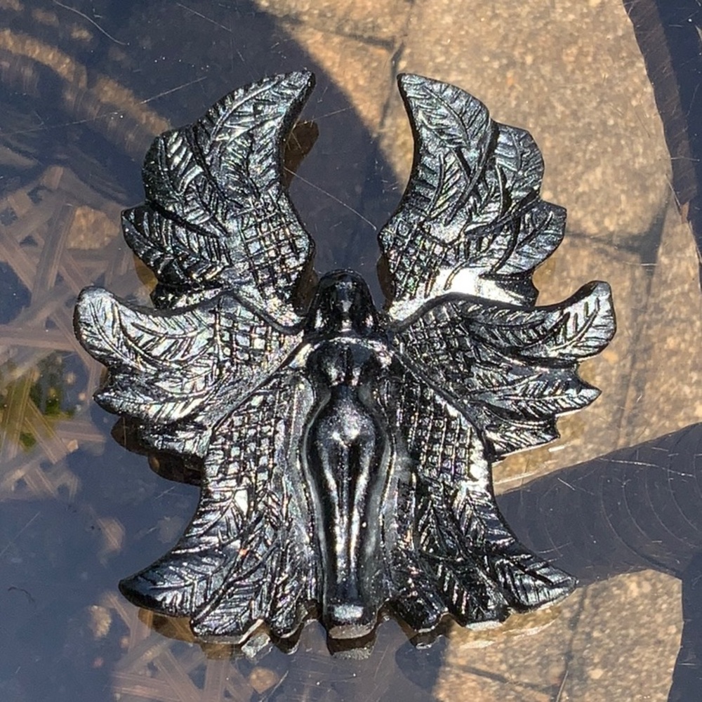 OBSIDIAN HAND CARVED ANGEL